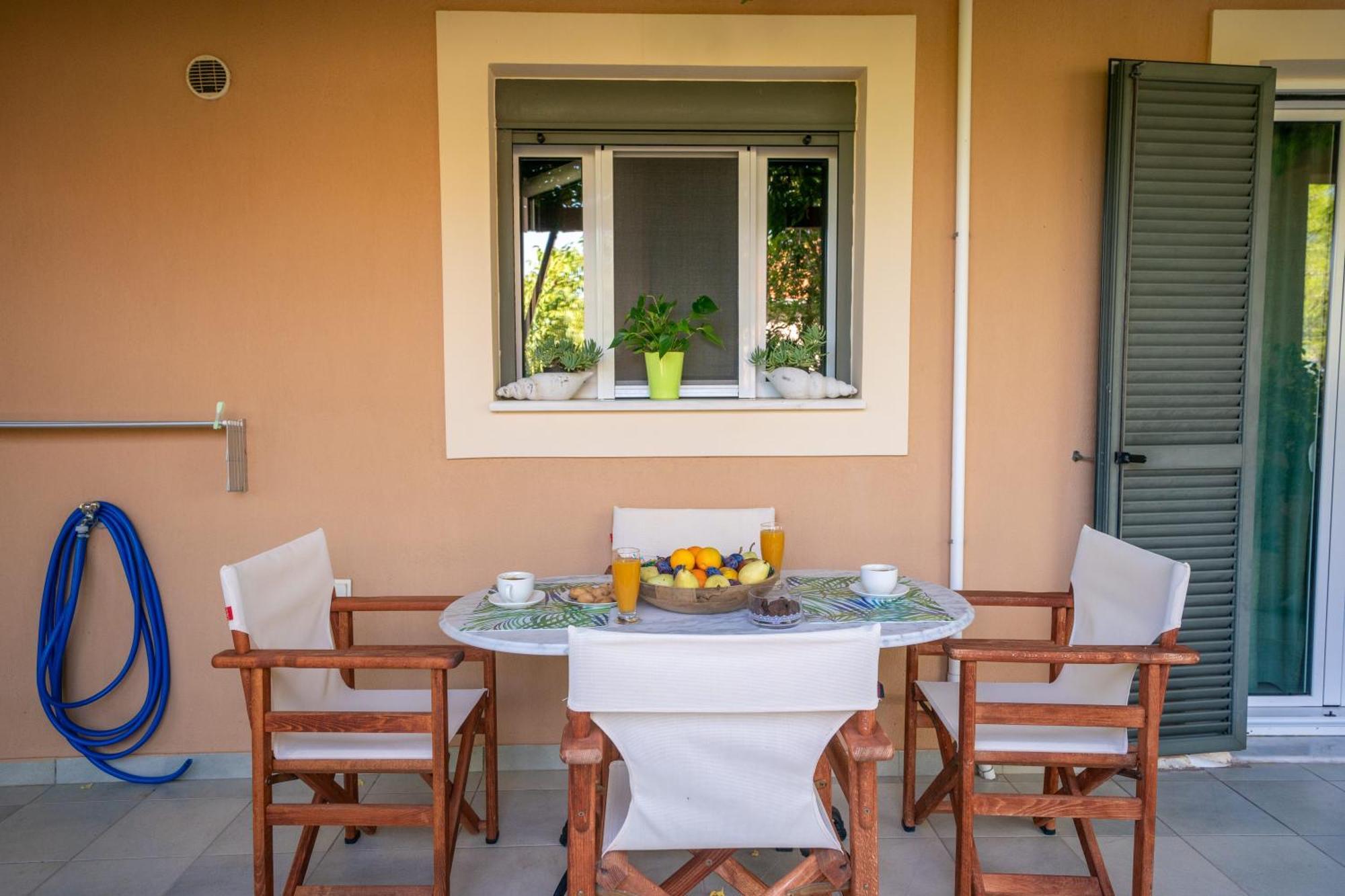 Rania-Apartments 2 Argostoli  Buitenkant foto